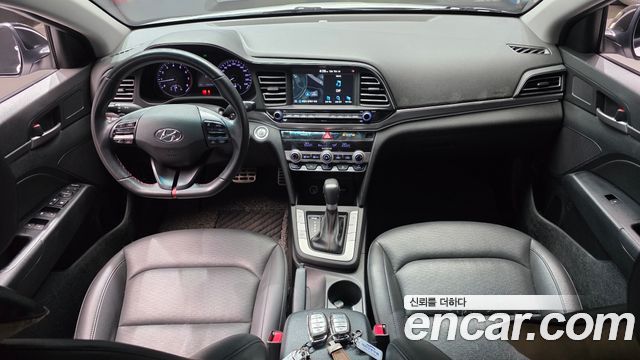 Hyundai AVANTE 2019 — photo 7