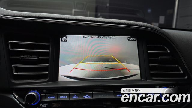 Hyundai AVANTE 2019 — photo 15