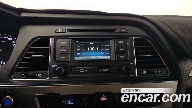 Hyundai Sonata 2015 — photo 12