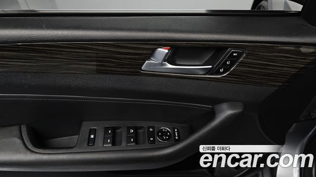 Hyundai Sonata 2015 — photo 15