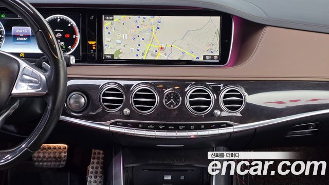 Mercedes-Benz S-Class 2017 — photo 18