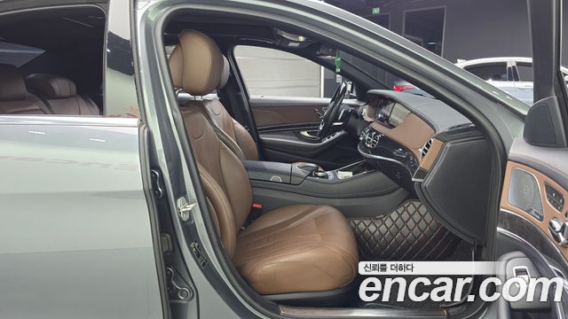Mercedes-Benz S-Class 2017 — photo 16