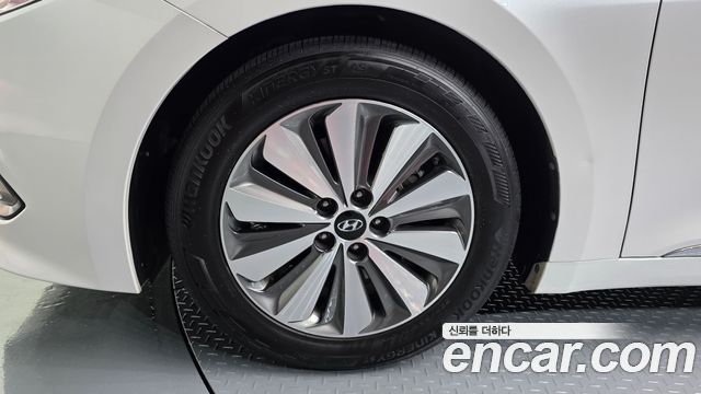 Hyundai Grandeur 2016 — photo 5