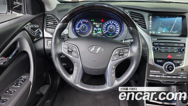 Hyundai Grandeur 2016 — photo 19