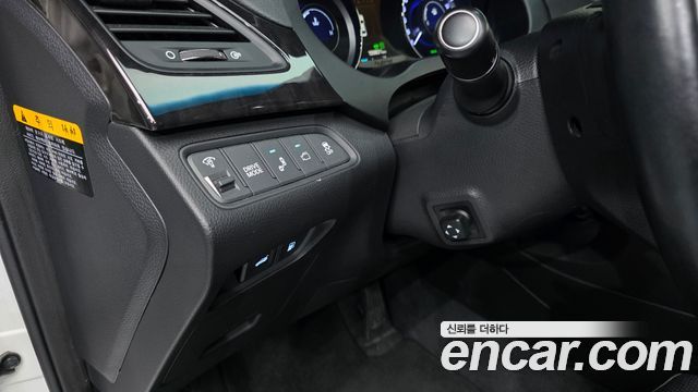 Hyundai Grandeur 2016 — photo 23