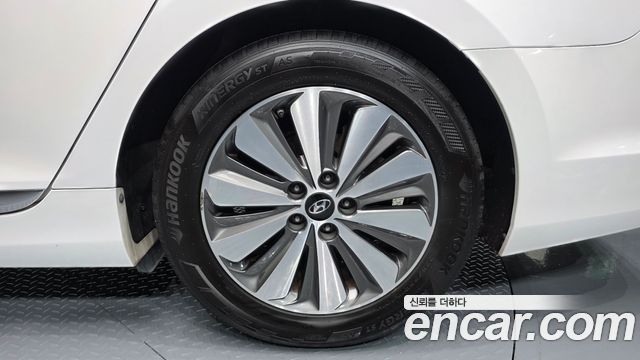 Hyundai Grandeur 2016 — photo 7