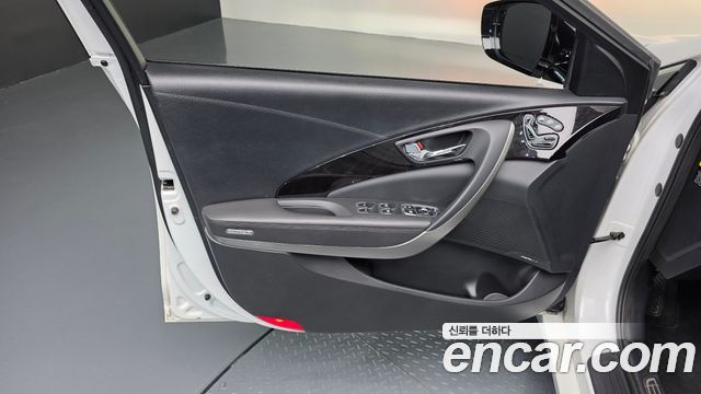 Hyundai Grandeur 2016 — photo 14