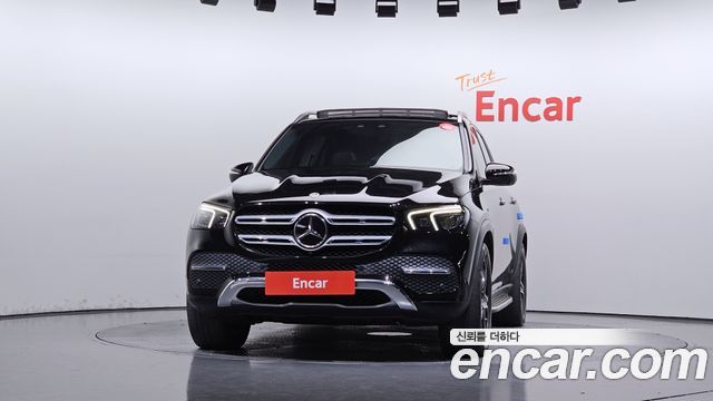 Mercedes-Benz GLE-Class 2022 — photo 3