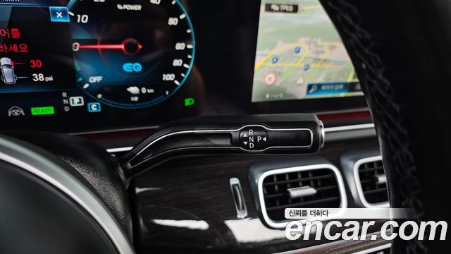 Mercedes-Benz GLE-Class 2022 — photo 9
