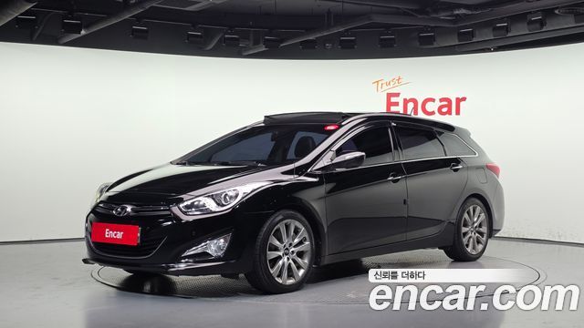 Hyundai i40 2012 — photo 1