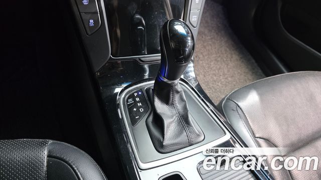 Hyundai i40 2012 — photo 9