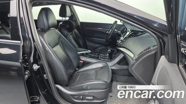 Hyundai i40 2012 — photo 11