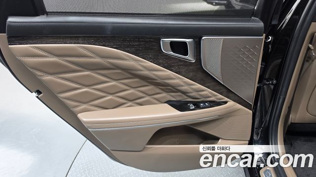 Kia K8 2023 — photo 15