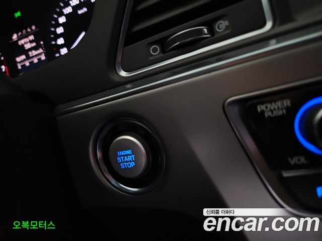 Hyundai Sonata 2015 — photo 15