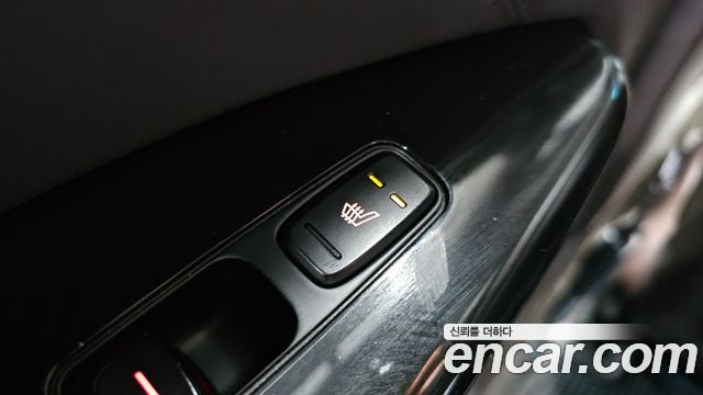 Kia K7 2017 — photo 19