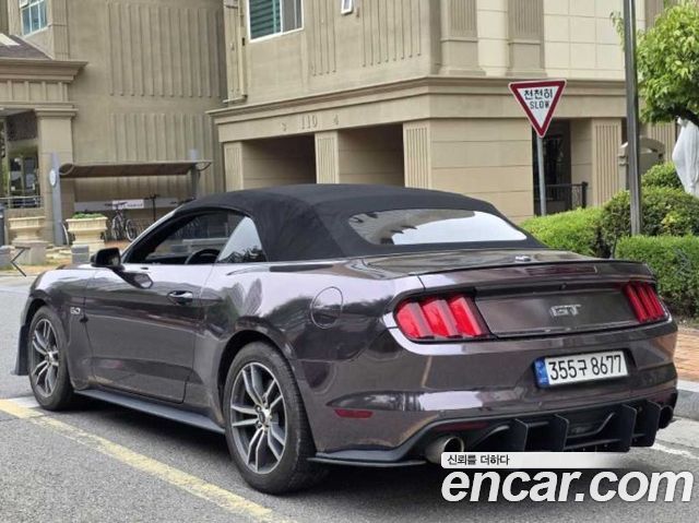 Ford Mustang 2016 — photo 2