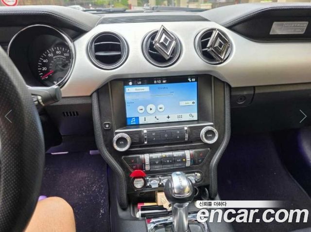 Ford Mustang 2016 — photo 7