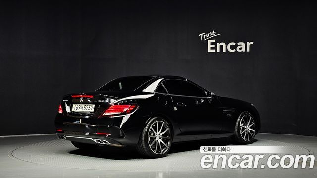 Mercedes-Benz SLC-Class 2017 — photo 2