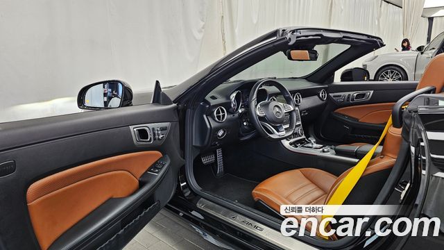 Mercedes-Benz SLC-Class 2017 — photo 10