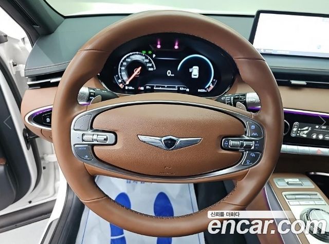 Genesis GV70 2023 — photo 9