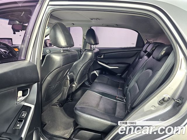 KG Mobility KORANDO 2014 — photo 8