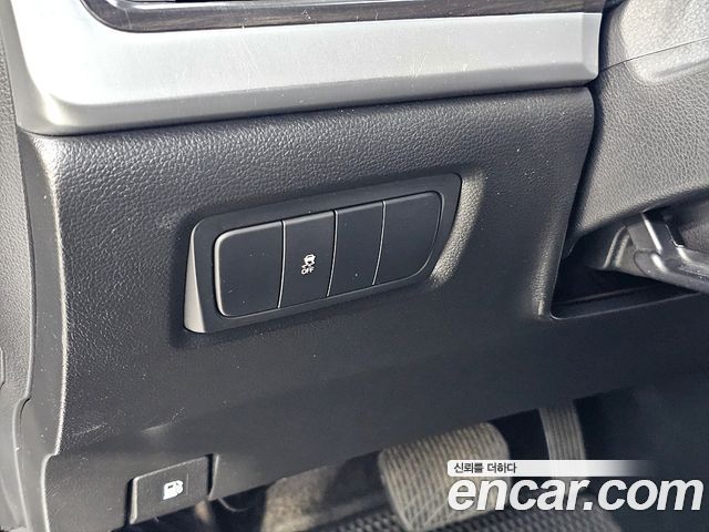 KG Mobility KORANDO 2014 — photo 14