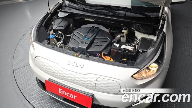 Kia Niro 2023 — photo 6