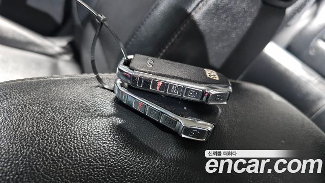 Kia Niro 2023 — photo 19
