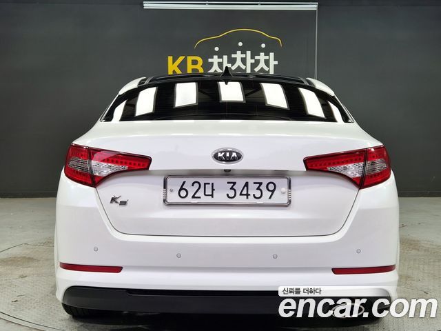 Kia K5 2011 — photo 5