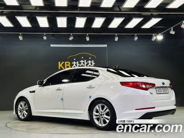 Kia K5 2011 — photo 6