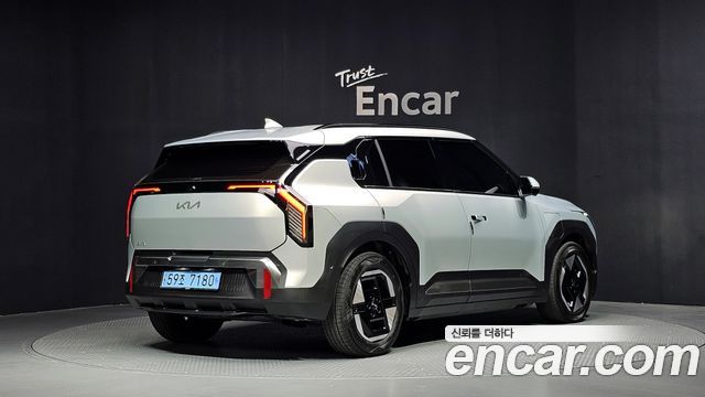 Kia EV3 2025 — photo 2