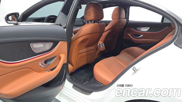 Mercedes-Benz CLS-Class 2022 — photo 18