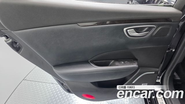 Renault Korea SM6 2016 — photo 15