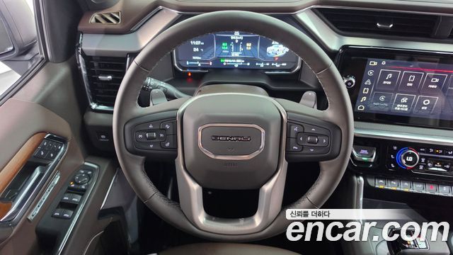 GMC Sierra 2023 — photo 19