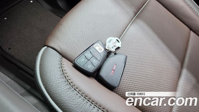 GMC Sierra 2023 — photo 21