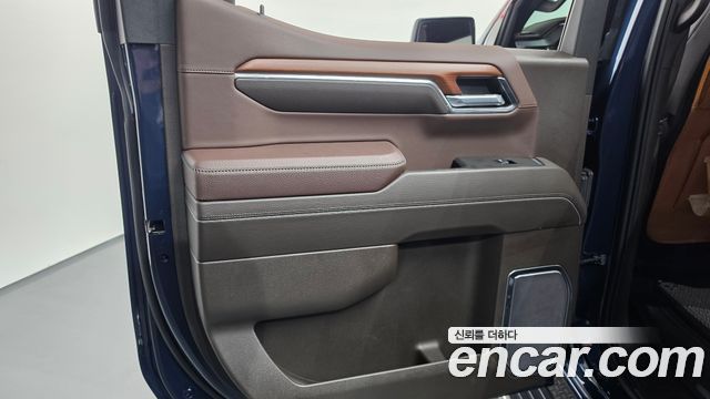 GMC Sierra 2023 — photo 15