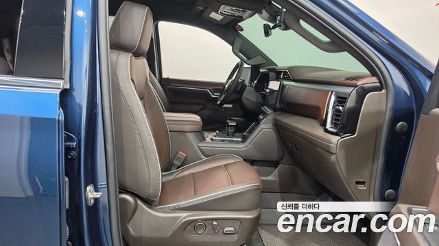 GMC Sierra 2023 — photo 16