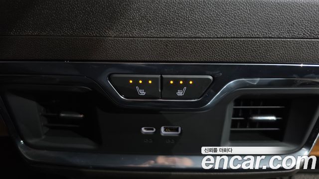 GMC Sierra 2023 — photo 31