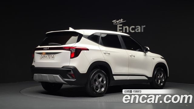 Kia Seltos 2023 — photo 2