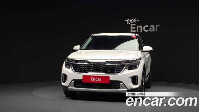 Kia Seltos 2023 — photo 3