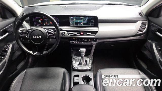 Kia Seltos 2023 — photo 10