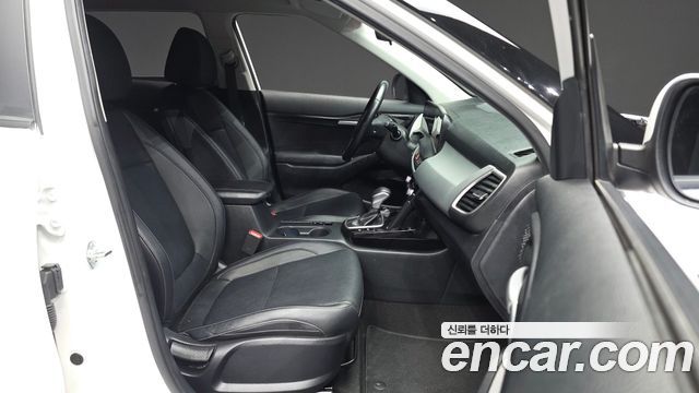 Kia Seltos 2023 — photo 17