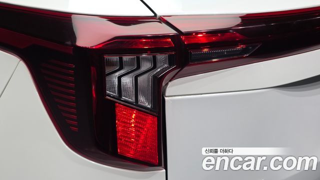 Kia Seltos 2023 — photo 9