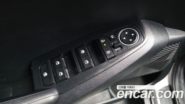 Kia Seltos 2023 — photo 28