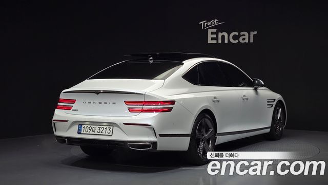 Genesis G80 2022 — photo 2