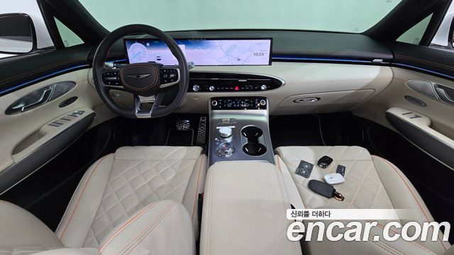 Genesis GV70 2025 — photo 10