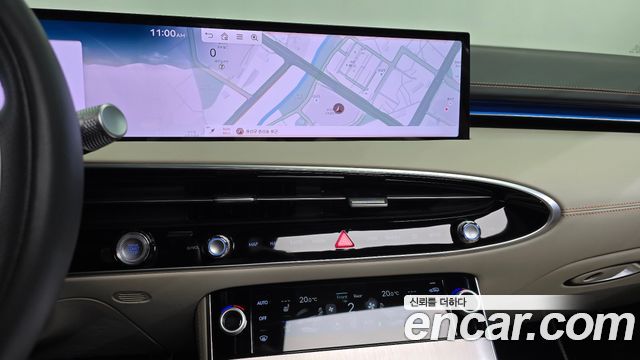 Genesis GV70 2025 — photo 18