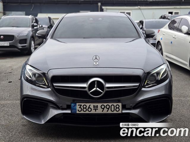 Mercedes-Benz E-Class 2019 — photo 1