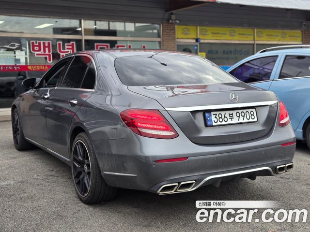 Mercedes-Benz E-Class 2019 — photo 3