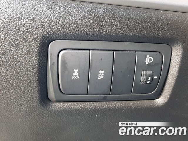 KG Mobility KORANDO 2015 — photo 10